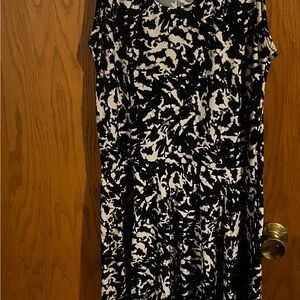 LuLaRoe Black and White Abstract Midi Dress